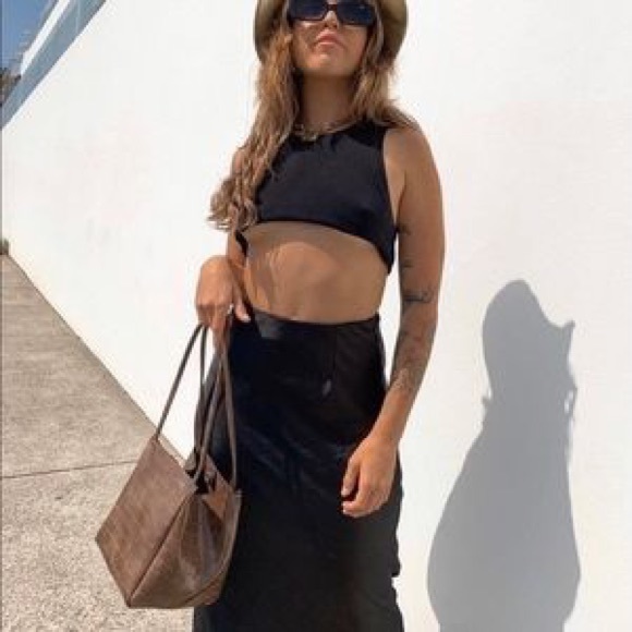peta and jain brown croc bolsa